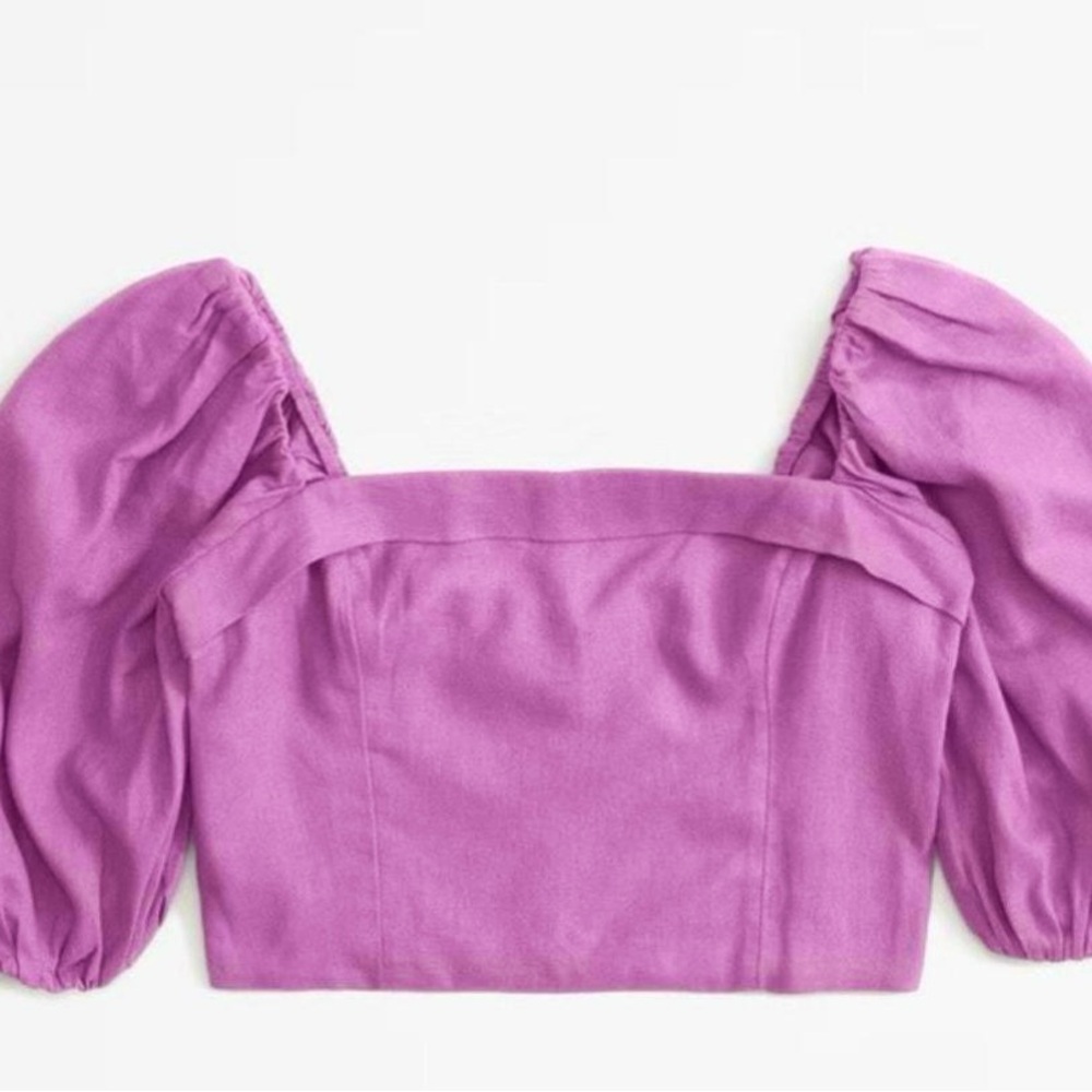 New Without Tags.  Linen-Blend Puff Sleeve Top•Size M•Purple
